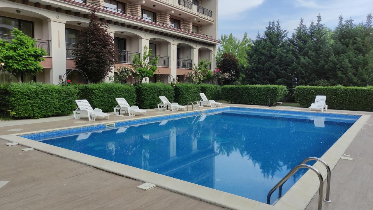 U-Dacha 45 Apartment Pantai Sunny Luaran gambar